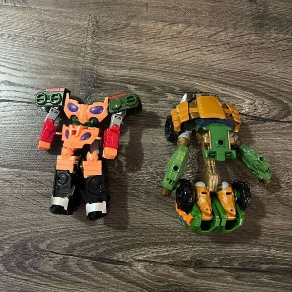 2 Bludgeon and Bulkhead  transformers incomplete - Picture 1 of 7